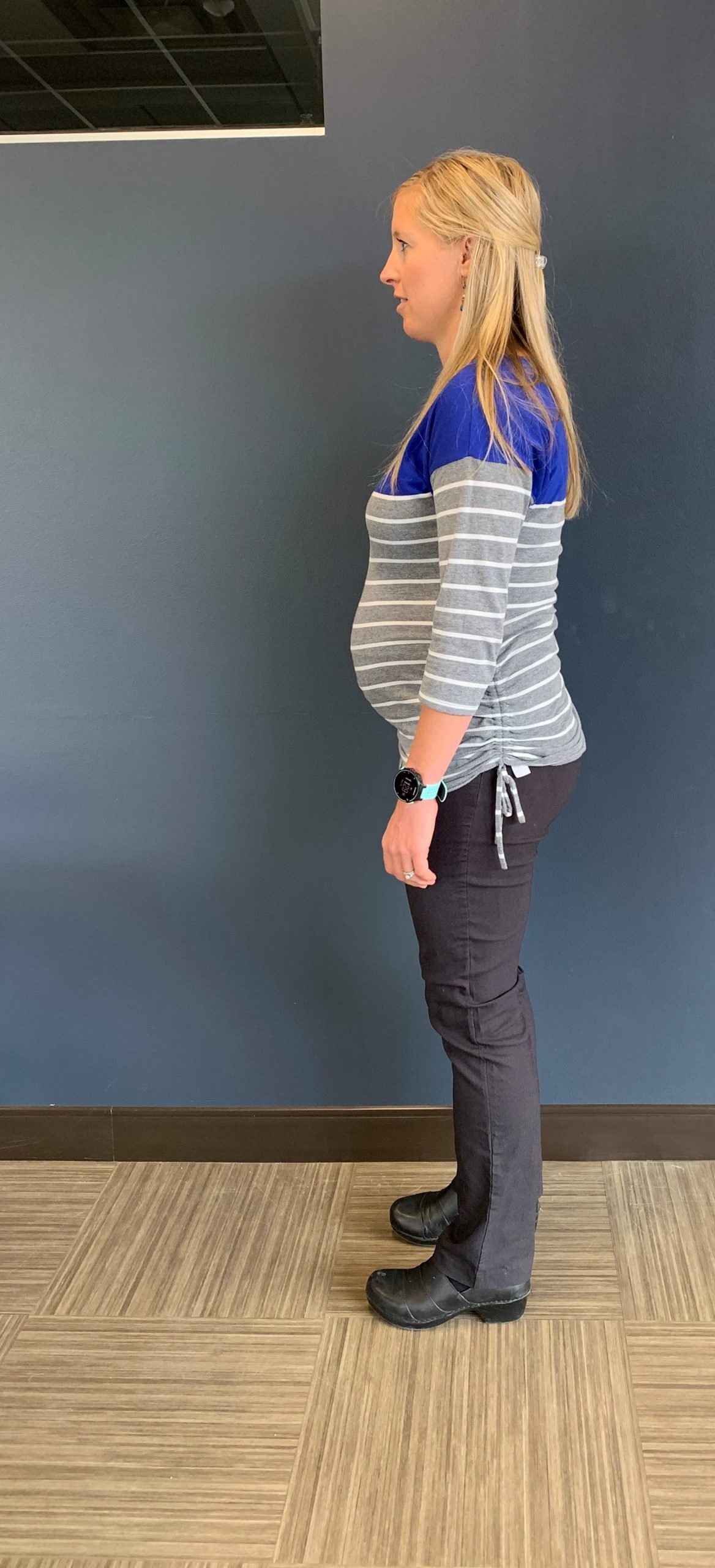 Mama Stance – Tips For Correct Body Mechanics & Posture During Pregnancy